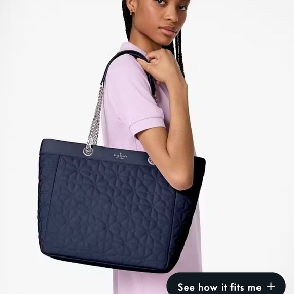 ♠️NWT Kate Spade Flower Quilted Fabric Navy Tote Bag!♠️ - Picture 2 of 9
